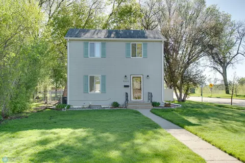 1101 Oak St N, Fargo, ND 58102