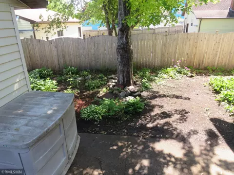 1407 11th St E, Glencoe, MN 55336 photo 6