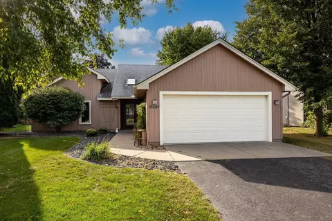 17481 Jasmine Ave, Lakeville, MN 55044