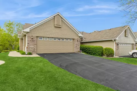 3864 Majestic Ln, Prior Lake, MN 55372