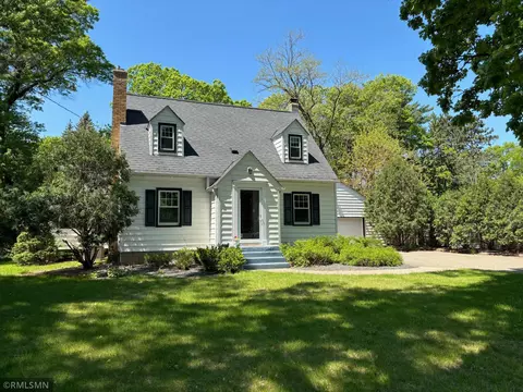 3575 Rice St, Shoreview, MN 55126