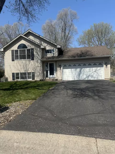 9216 124th Pl N, Champlin, MN 55316