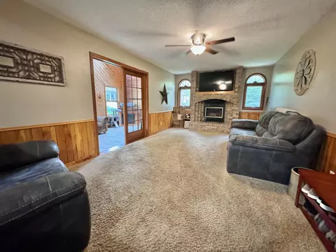 1400 Ridgeway Rd, Marshall, MN 56258 photo 8