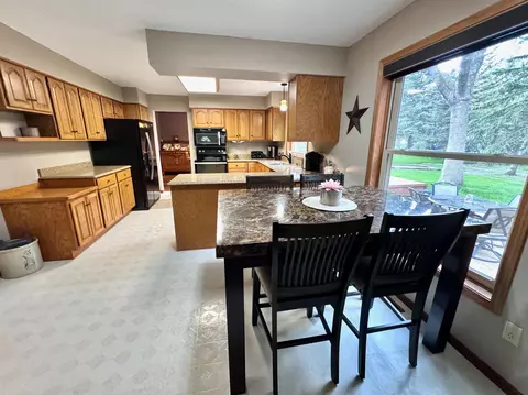 1400 Ridgeway Rd, Marshall, MN 56258 photo 7