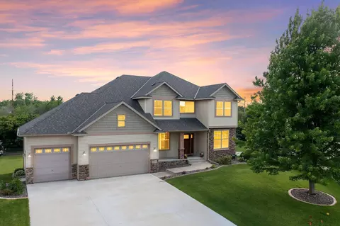 4921 103rd Ave N, Brooklyn Park, MN 55443