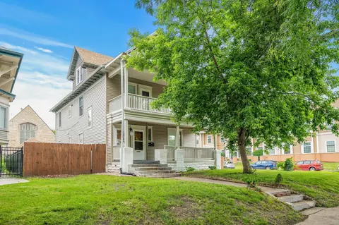 1839 Irving Ave N, Minneapolis, MN 55411