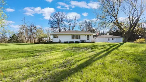 19351 Highway 9 NE, New London, MN 56273