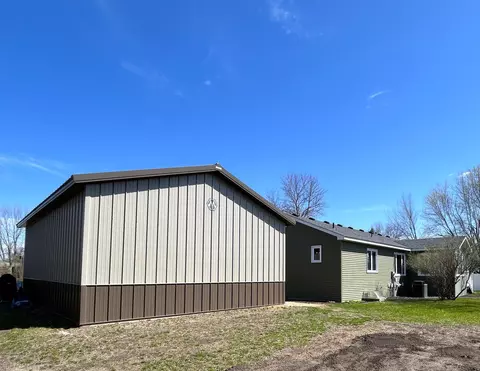 949 Ash St, Appleton, MN 56208 photo 8