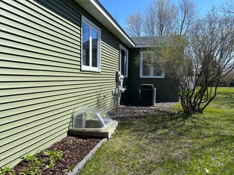 949 Ash St, Appleton, MN 56208 photo 5