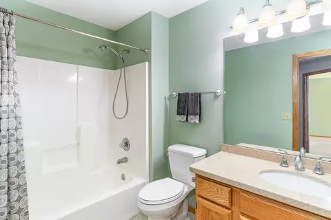 1878 Sapphire Pt #120, Eagan, MN 55122 photo 21