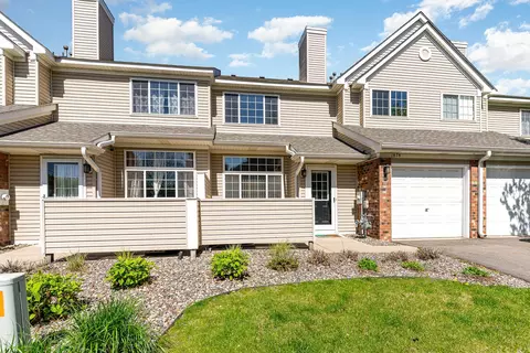 1878 Sapphire Pt #120, Eagan, MN 55122 photo 4