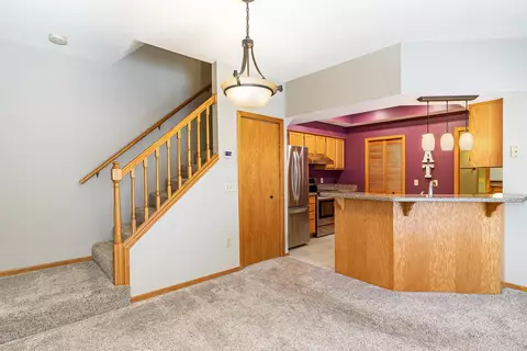 1878 Sapphire Pt #120, Eagan, MN 55122 photo 11