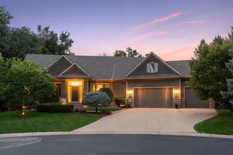 18160 Cole Ct, Eden Prairie, MN 55347