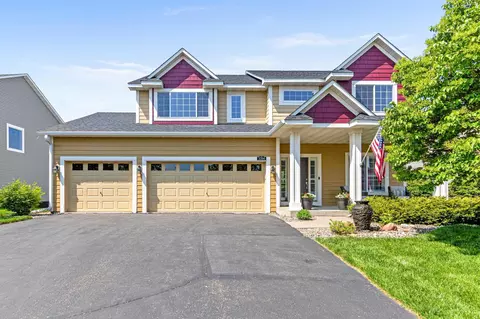 3396 Walden Dr, Woodbury, MN 55129