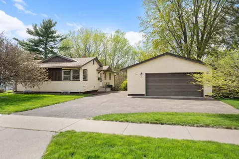 889 Howard St N, Saint Paul, MN 55119
