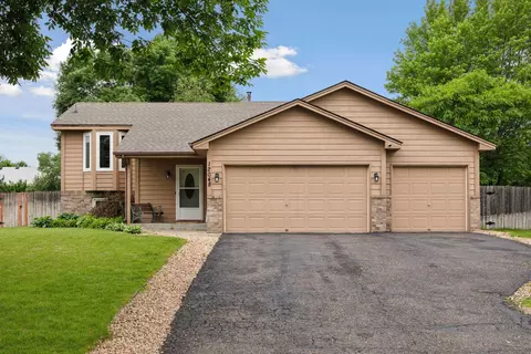 12048 Zea St NW, Coon Rapids, MN 55433