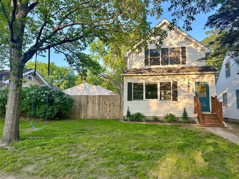 1008 Lexington Pkwy N, Saint Paul, MN 55103