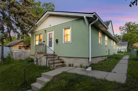 302 Curtice St W, Saint Paul, MN 55107