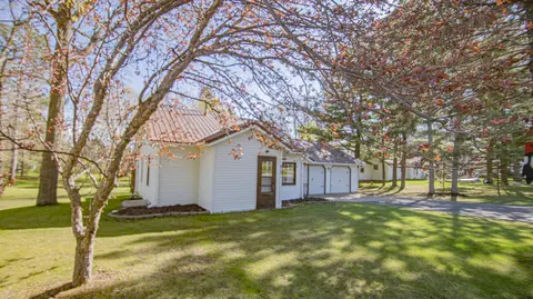 416 E Gilman St, New York Mills, MN 56567