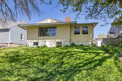 1071 Gilmore Ave, Winona, MN 55987