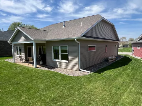 625 1st St NW, Plainview, MN 55964 photo 9