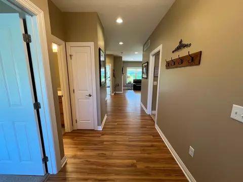 625 1st St NW, Plainview, MN 55964 photo 10