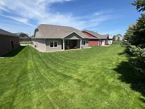 625 1st St NW, Plainview, MN 55964 photo 6