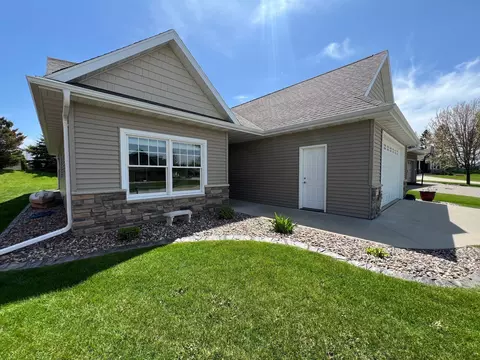625 1st St NW, Plainview, MN 55964 photo 25