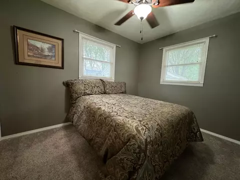 119 W Maple St, Marshall, MN 56258 photo 9