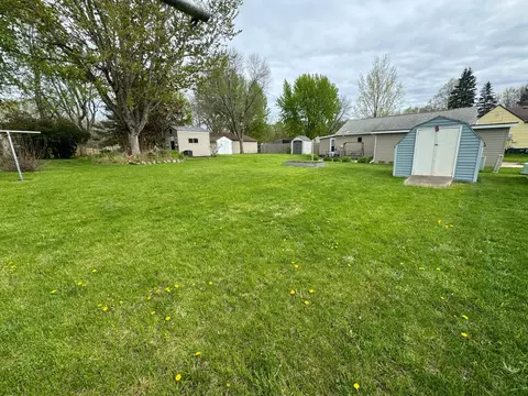 119 W Maple St, Marshall, MN 56258 photo 17