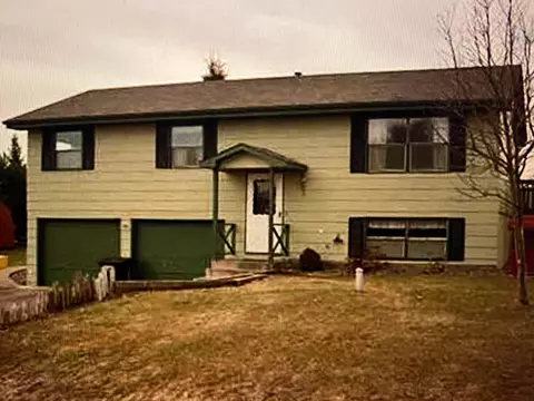 7710 216th Ave NE, Wyoming, MN 55092