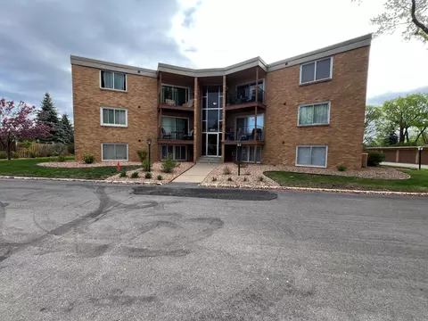 9141 Highway 55 #103, Golden Valley, MN 55427