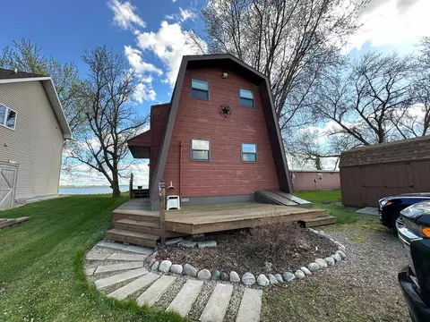 8665 123rd Ave SE, Lake Lillian, MN 56253