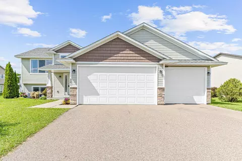 261 Winkler Trl, Cologne, MN 55322