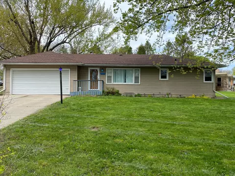 1315 Fairlane Ter, Albert Lea, MN 56007