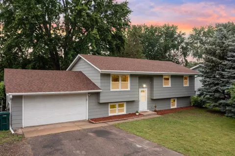 4853 104th Ave NE, Circle Pines, MN 55014