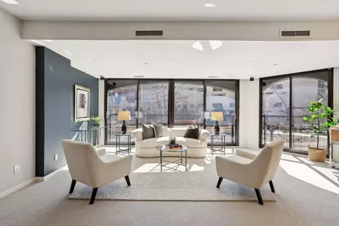 1201 Yale Pl #107, Minneapolis, MN 55403