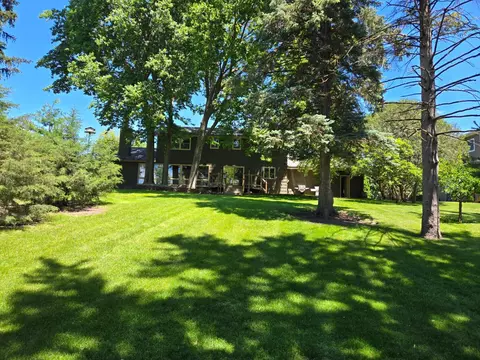 Exterior - 641 Botsford Ave, Albert Lea, MN 56007 photo 12 of 13