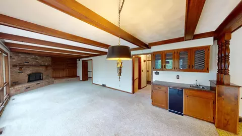 Living - 641 Botsford Ave, Albert Lea, MN 56007 photo 10 of 11