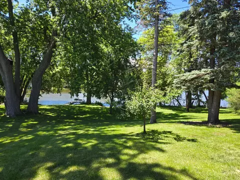 Exterior - 641 Botsford Ave, Albert Lea, MN 56007 photo 13 of 13