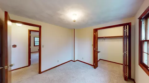 Bedroom - 641 Botsford Ave, Albert Lea, MN 56007 photo 5 of 12