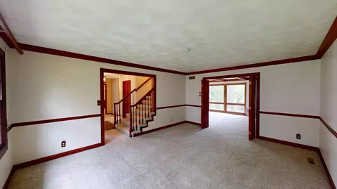 Living - 641 Botsford Ave, Albert Lea, MN 56007 photo 2 of 11