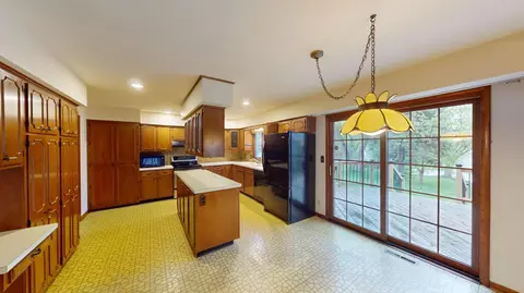 Kitchen - 641 Botsford Ave, Albert Lea, MN 56007 photo 1 of 7