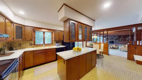 Kitchen - 641 Botsford Ave, Albert Lea, MN 56007 photo 7 of 7