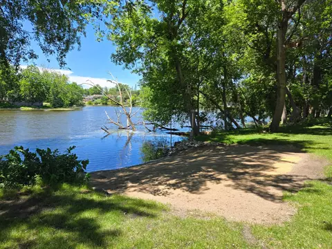 View/Area - 641 Botsford Ave, Albert Lea, MN 56007 photo 1 of 1