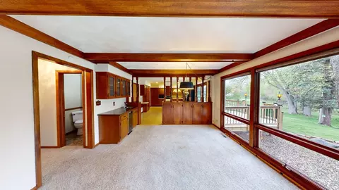 Living - 641 Botsford Ave, Albert Lea, MN 56007 photo 9 of 11