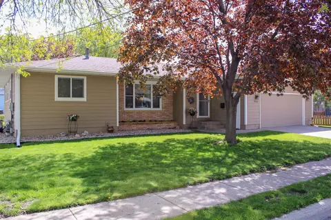 908 Sherman St, North Mankato, MN 56003