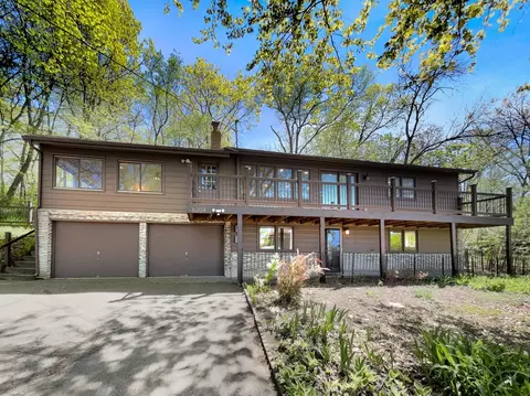 6204 Eagle Lake Dr, Osseo, MN 55369