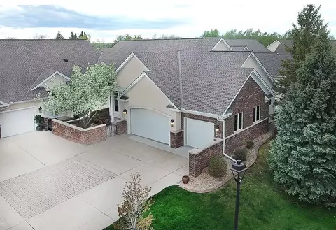 16827 49th Pl N, Plymouth, MN 55446