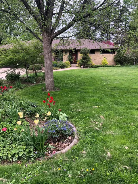 3 Hingham Cir, Mendota Heights, MN 55118
